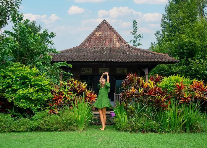 Amartya Puri Green Villa Bed & Breakfast Munduk